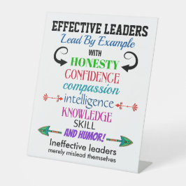 効果的なリーダー – ユーモア 台座サイン