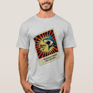 勇敢だが現実的 Tシャツ