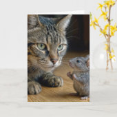 勇敢なネズミと誕生日のトラ猫 カード (黄色い花)