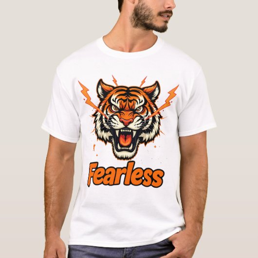 勇敢なライオン - 堂々たるストリートウェアデザイン Tシャツ (正面)