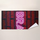 勇敢な感動的引用文ネオン効果文字 バスタオル (バスタオル)