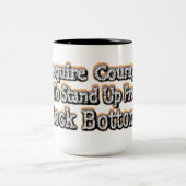 「勇気が必要」かわいいデザイン。買今 ツートーンマグカップ (中央)