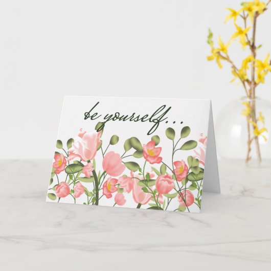 勇気のためのピンクの漫画フローラ カード (黄色い花)