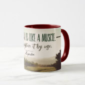 勇気は筋肉のようなものだ マグカップ (正面右)