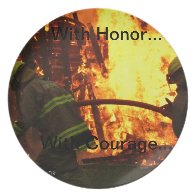 勇気を使って名誉を使って…… プレート (正面)