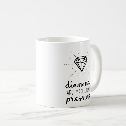 勇気付けられるのダイヤモンドは必要に迫られるマグになされます コーヒーマグカップ (正面右)