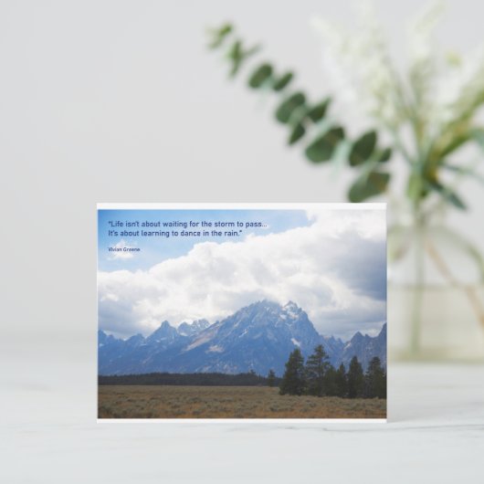 勇気付けられるカード – 雨の中のダンス ポストカード (スタンド正面)