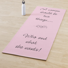 勇気付けられるヨガマット、強い女性 ヨガマット