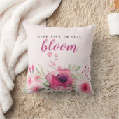 勇気付けられるライブライフのフル開花フローラ クッション (ブランケット)