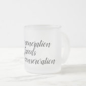 勇気付けられる フロストグラスマグカップ (正面右)