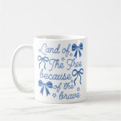 勇者マグカップのための自由の地、7月マグカップ4日 コーヒーマグカップ (左)