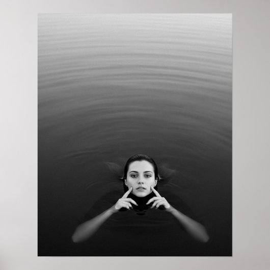 動きの中の静けさ – 2026年女性ひとり旅 ポスター (正面)