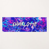 動きの静寂：グラフィティハート鮮やかブルー ヨガマット (正面(横))