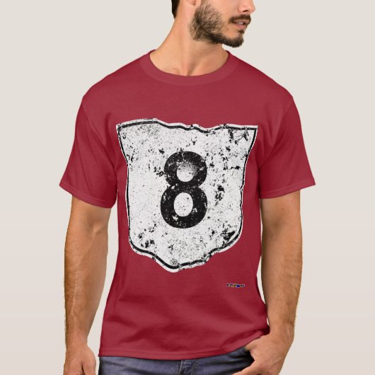 動揺してなルート8の交通標識- Tシャツ (正面)