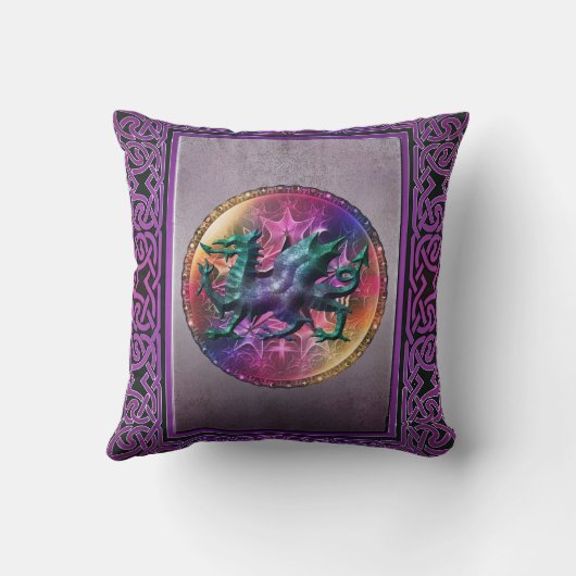 動揺してな一見の神秘的なケルト族のドラゴンの装飾用クッション クッション (裏面)