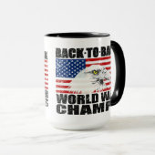 動揺してな続けて世界大戦のチャンピオン マグカップ (正面右)