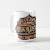 動揺してブラックウォッチタバーン&イン用メタルサイン コーヒーマグカップ (正面左)