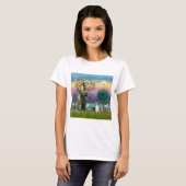 動物たちと共に描かれた聖フランチェスコ - カスタマイズ可能 Tシャツ (正面フル)