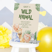 動物の子ども達のサファリ誕生日を採用する 台座サイン