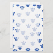 動物の足のプリントパターン。 青および白 便箋 (正面/裏面)