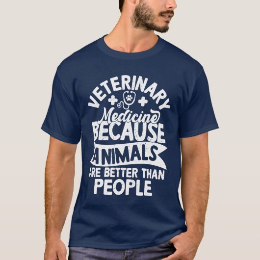 動物は獣医の方が良いので獣医 Tシャツ (正面)