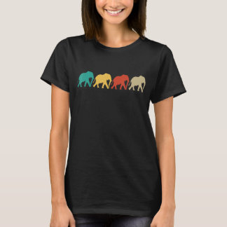 動物を愛する象 Tシャツ