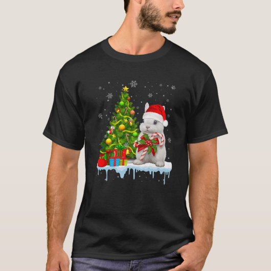 動物を衣装に、雪を積もるうさぎサンタハットのクリスマス Tシャツ (正面)