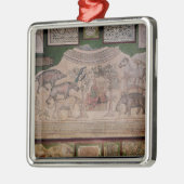 動物を魅了しているオルペウス メタルオーナメント (左)