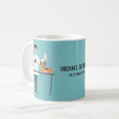 動物付き獣医マン&カスタム文字 コーヒーマグカップ (正面左)