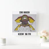 動物園のバイクもしくは自転車に乗る人   KZEW 98 FM スクエア壁時計 (ホーム)