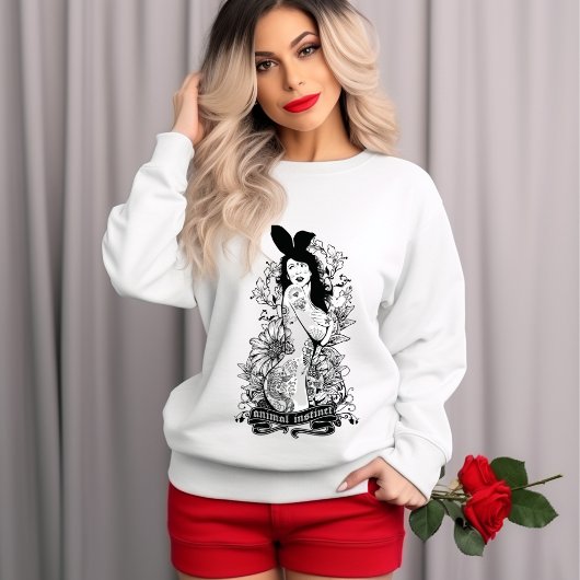 動物本能の女性Tシャツ Tシャツ