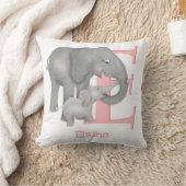 動物ABC Eは象クッション用 クッション (ブランケット)