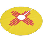 動的ニューメキシコ州旗のグラフィック ブラッシュドポリエステルツリースカート (アングル)