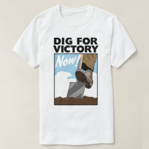 勝利のためのWWIIの発掘はVegのあなた自身のTシャツを育てます Tシャツ