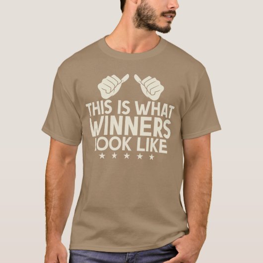 勝利の瞬間 勝者たちの顔 Winning Game Match Tシャツ (正面)
