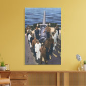 勝利の陣形でガンクルー – アメリカ海軍 キャンバスプリント (インサイチュ (リビング))