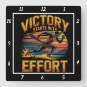 勝利は努力選手から始まる スクエア壁時計 (正面)