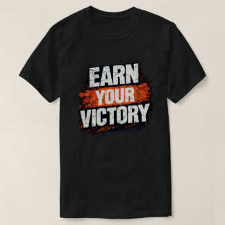 勝利を勝ち取れ グランジ オレンジ タイポグラフィ Tシャツ