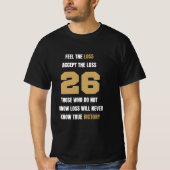 勝利 2026: サッカー伝説 アスレチックゴールドTシャツ Tシャツ (正面)