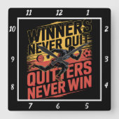 勝者はサッカーやめ選手になし スクエア壁時計 (正面)