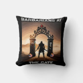 包囲攻撃：アメリカの門の蛮族 クッション (正面)