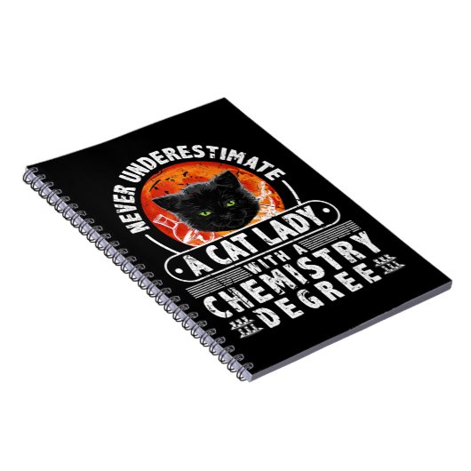 化学療法を受けた猫の女性を決して過小評価しない ノートブック (右側)