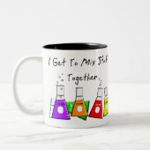 化学者の"私はおもしろいなギフト物の"一緒に混合することを得ます ツートーンマグカップ (左)