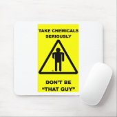 化学薬品を真剣に取って下さい マウスパッド (マウス)