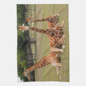 化石の縁のキリン三匹 キッチンタオル (縦)