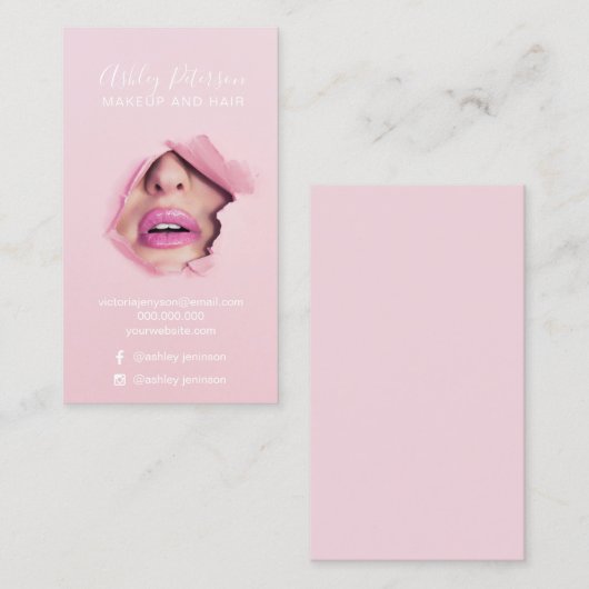 化粧のエレガントなタイポグラフィのピンクの唇の写真 名刺 (正面/裏面)