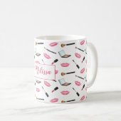 化粧品とピンクの唇 パーソナライズ名 コーヒーマグカップ (正面右)