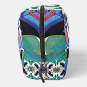 化粧品バッグ上のシダ島オリジナルとC/M ドップキット (右)