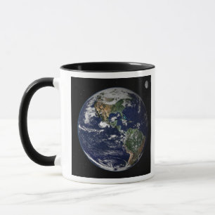 北および南アメリカを示す完全な地球 マグカップ