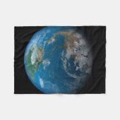 北と南アメリカをフィーチャーしたフルアース。 フリースブランケット (正面(横))